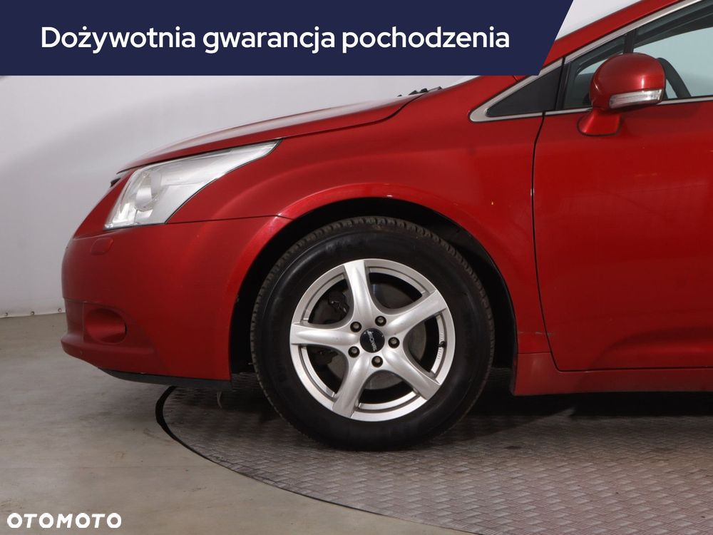 Toyota Avensis - 17