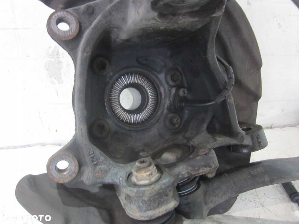 BMW X3 F25 X4 F26 ZWROTNICA LEWA AMORTYZATOR WAHACZ LEWY WAHACZE 6796315 - 9
