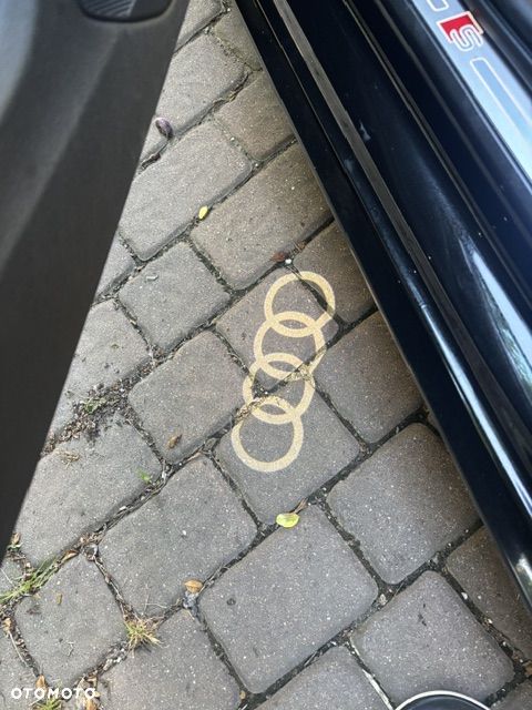 Audi A4 Limousine - 11
