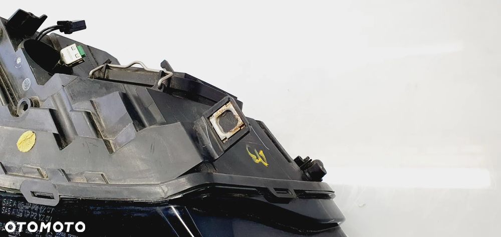LAMPA PRAWA BI XENON AUDI Q5 8R 8R0941004AF EU!!! - 4