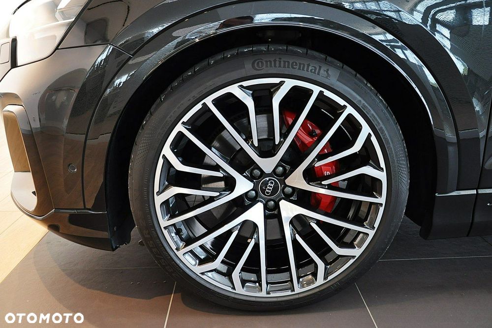 Audi SQ8 - 9