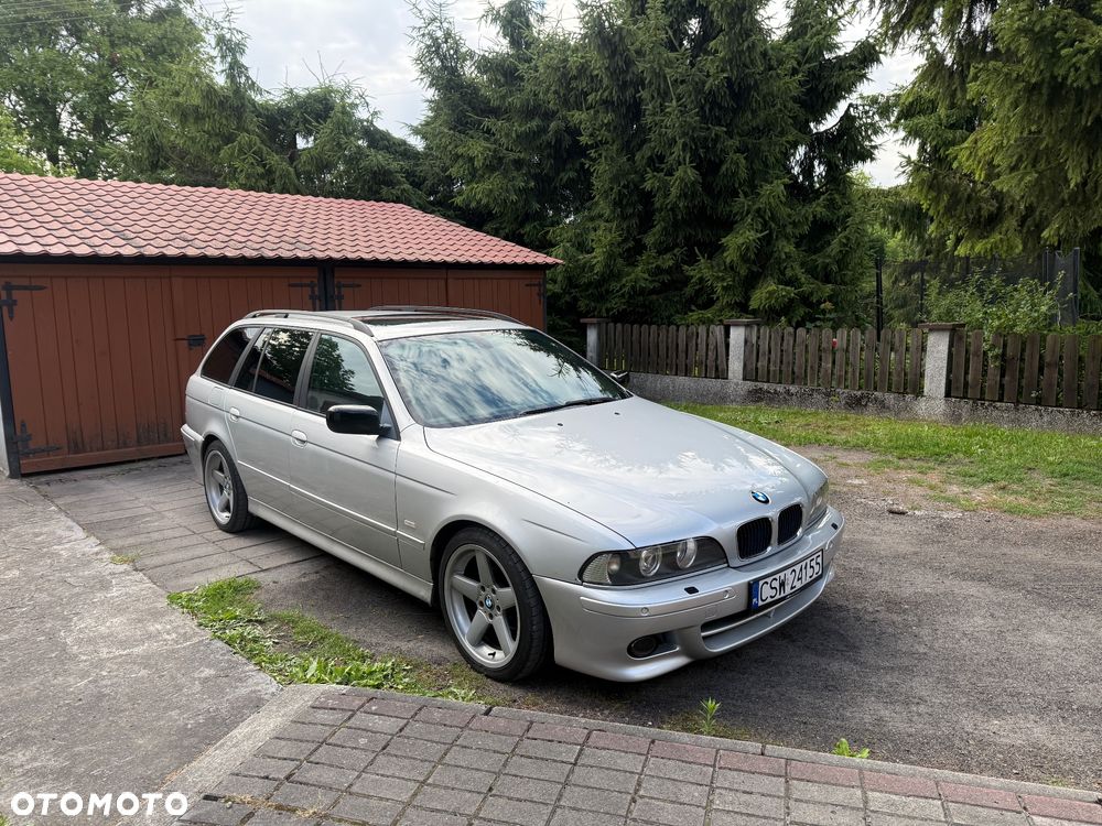 BMW Seria 5 525i - 1