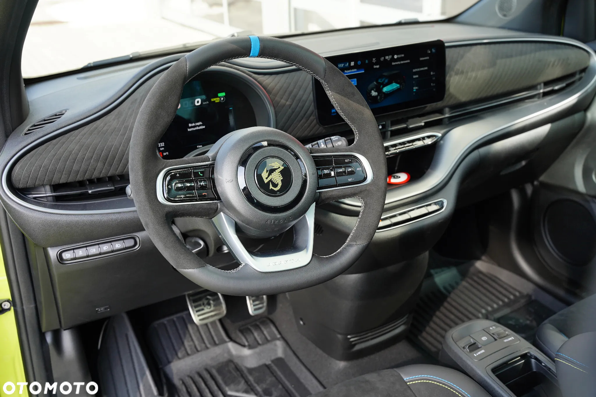 Abarth 500e - 12