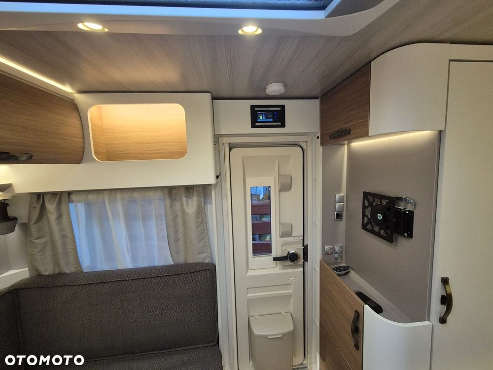 Hymer-Eriba Całoroczna full opcja - 11