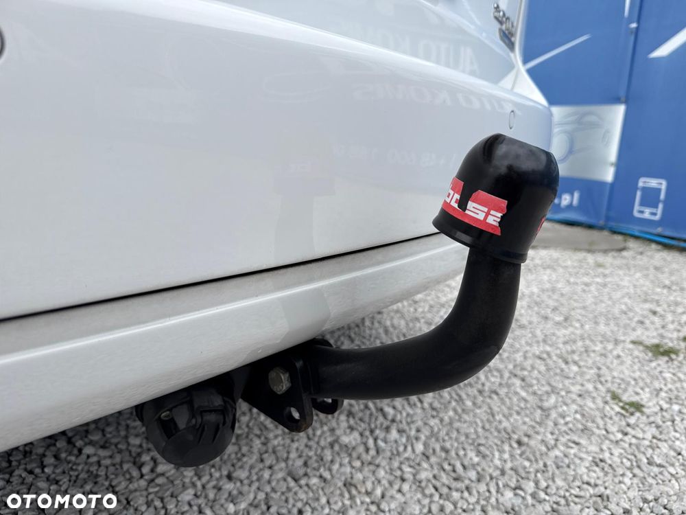 Volkswagen Touran 2.0 TDI DPF DSG Life - 29