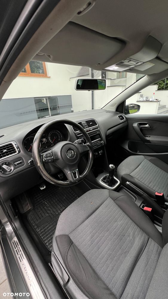 Volkswagen Polo 1.6 TDI DPF Highline - 13