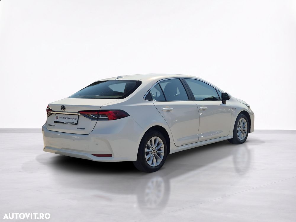 Toyota Corolla 1.8 HSD Business - 6