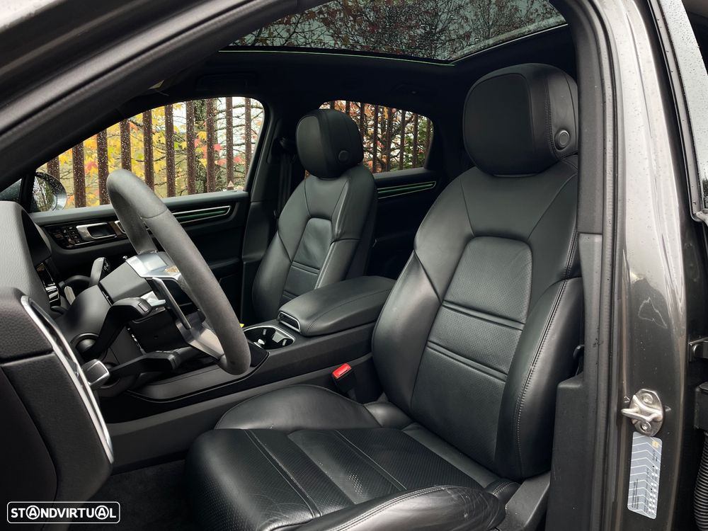 Porsche Cayenne Coupé E-Hybrid Tiptronic S - 23