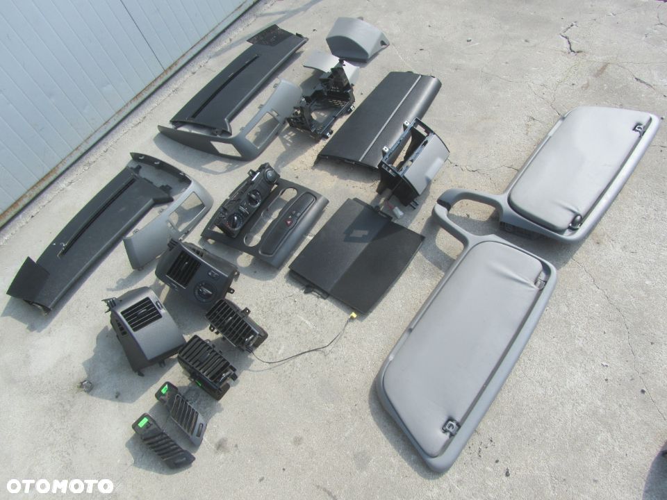 Mercedes Sprinter 906 crafter słupek osłona plastik słonecznik podsufitka - 2
