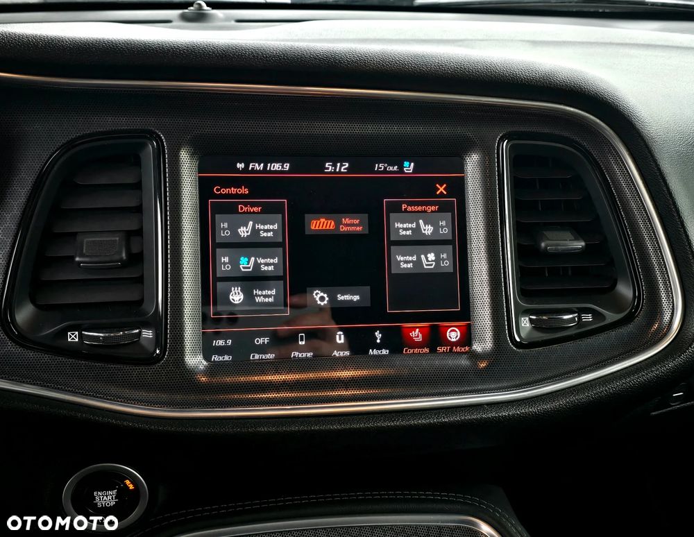 Dodge Challenger - 19