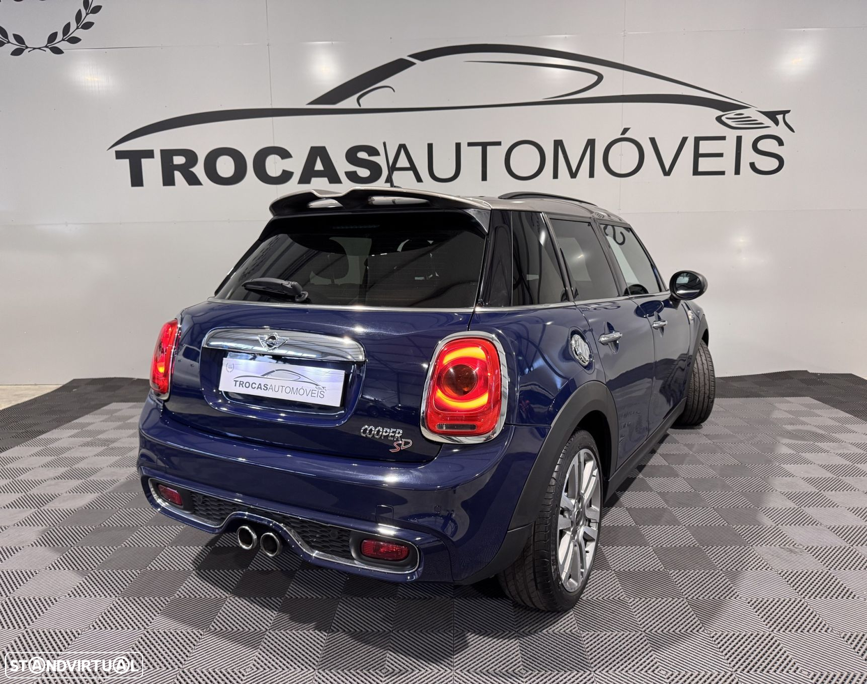 MINI 5 Portas Cooper SD - 56