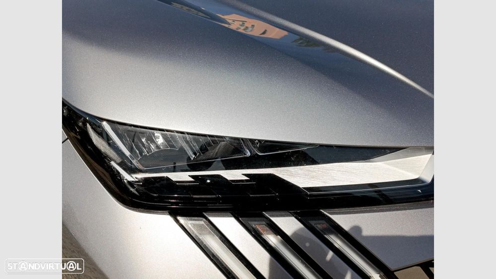 Peugeot 3008 1.2 Hybrid Allure e-DCS6 - 9