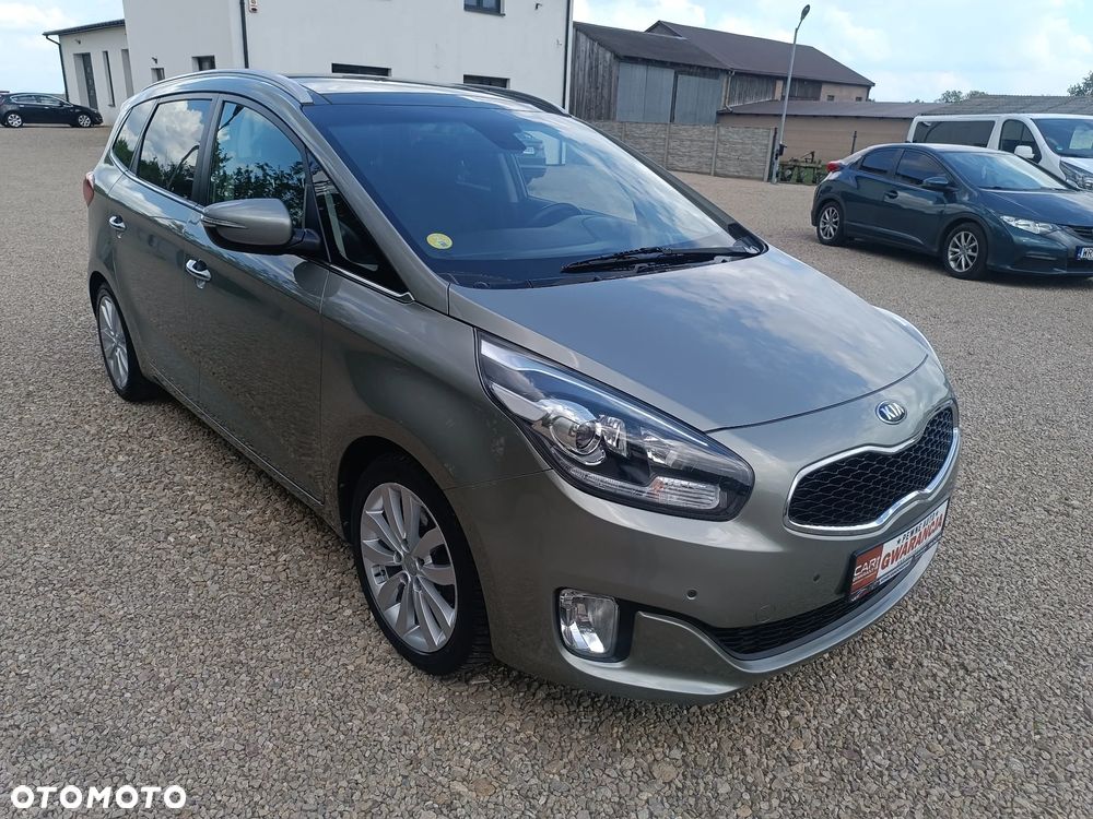 Kia Carens 1.7 CRDi 115 Dream Team Edition - 11