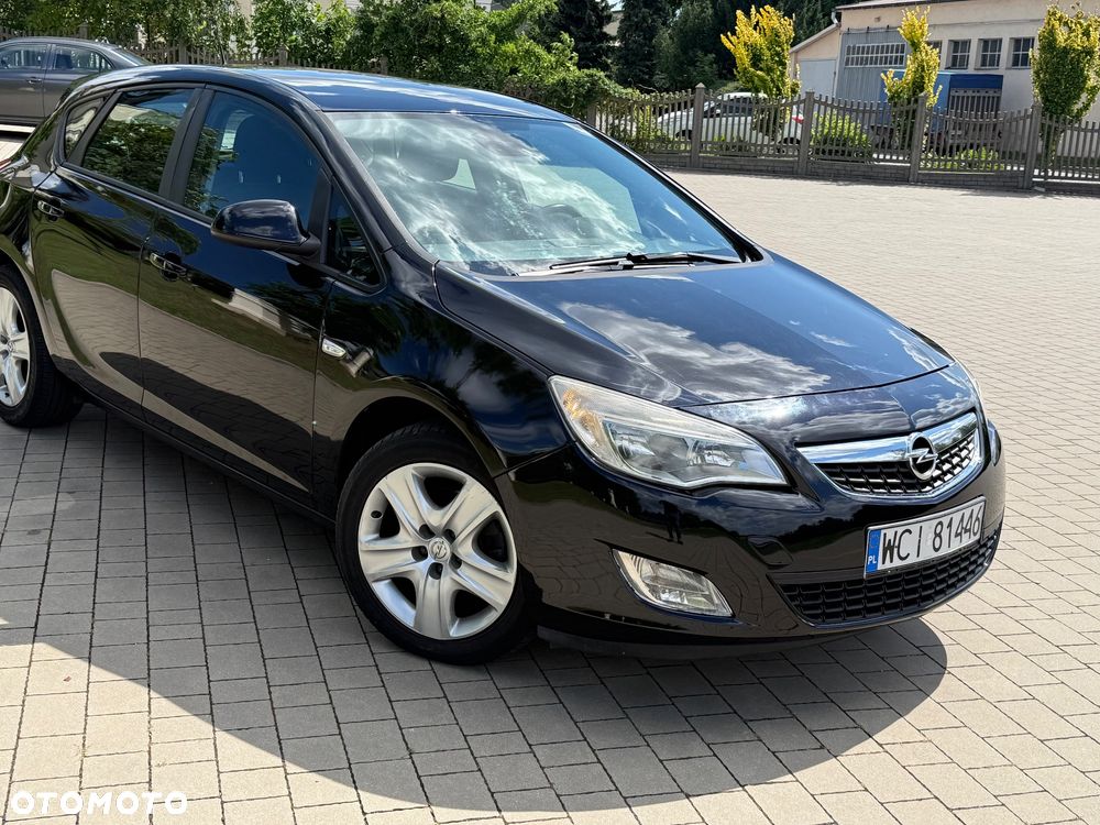 Opel Astra 1.7 CDTI - 10
