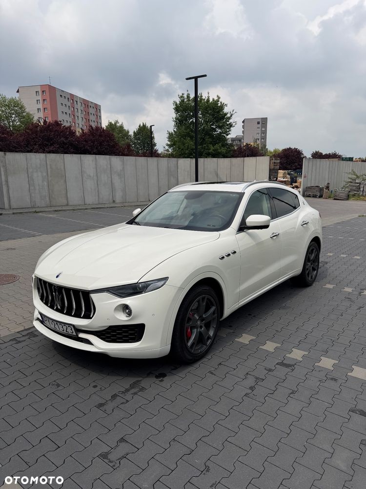 Maserati Levante S Q4 - 1