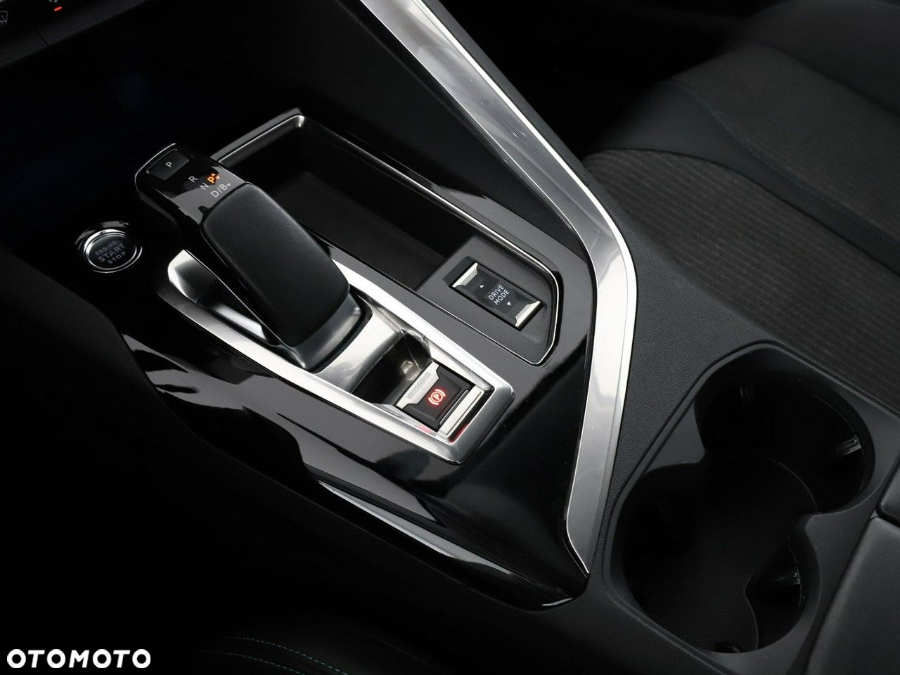 Peugeot 3008 Plug-In Hybrid 225 e-EAT8 Allure Pack - 32