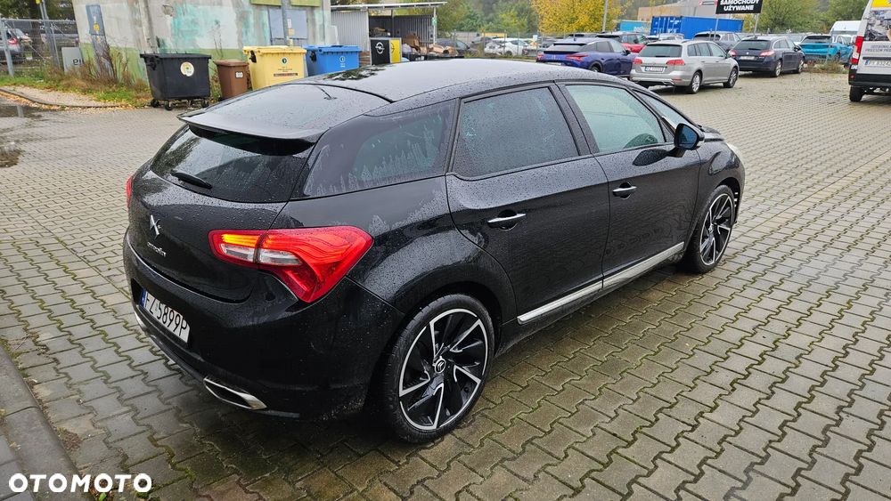 Citroën DS5 e-HDi 110 EGS6 SoChic - 5