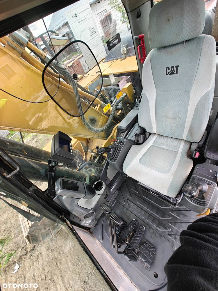Caterpillar CAT 319D L koparka gąsienicowa - 15