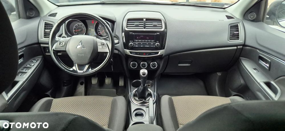 Mitsubishi ASX 1.6 Instyle - 17