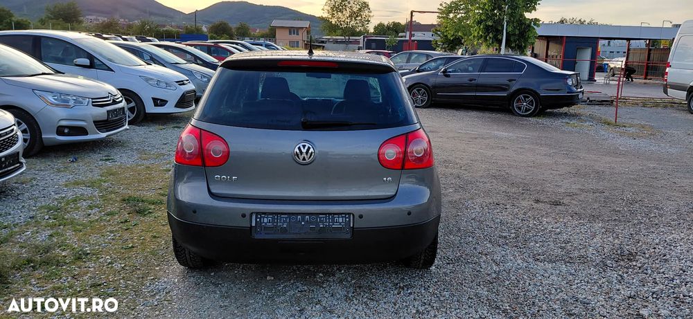 Volkswagen Golf 1.6 United - 5