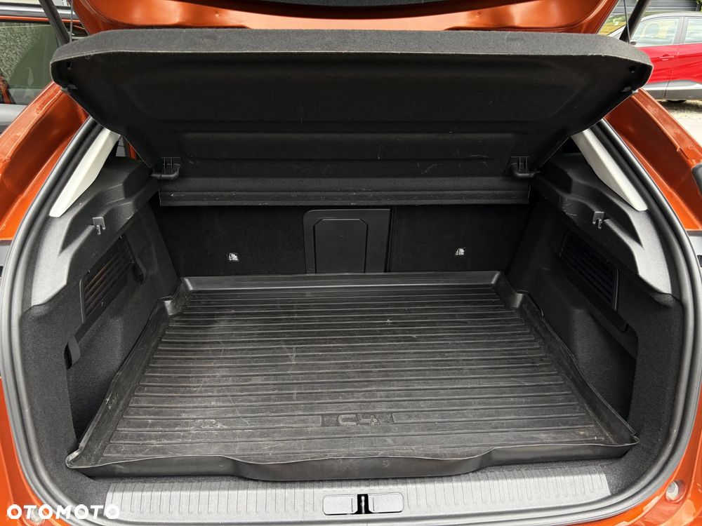 Citroën C4 BlueHDi 130 Stop&Start EAT8 SHINE - 37