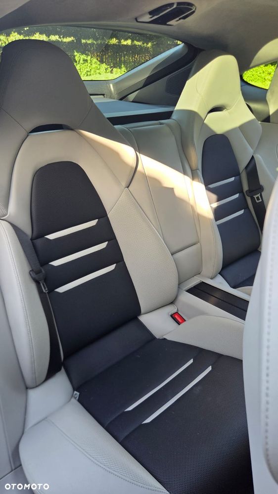 Porsche Panamera - 15