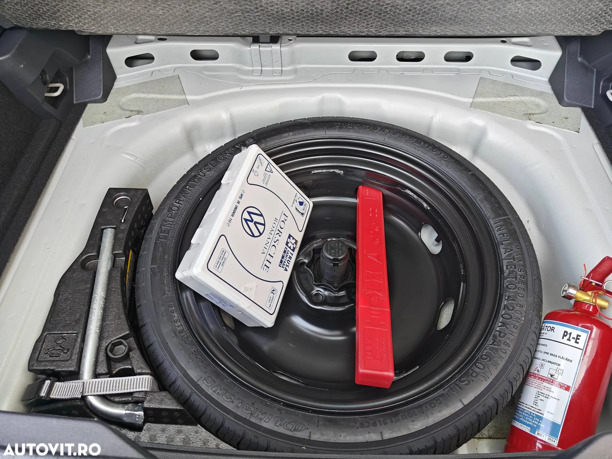 Volkswagen T-ROC 1.5 TSI DSG Life - 19