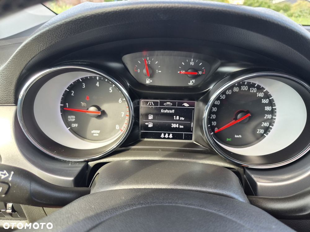 Opel Astra 1.4 Turbo Business - 18