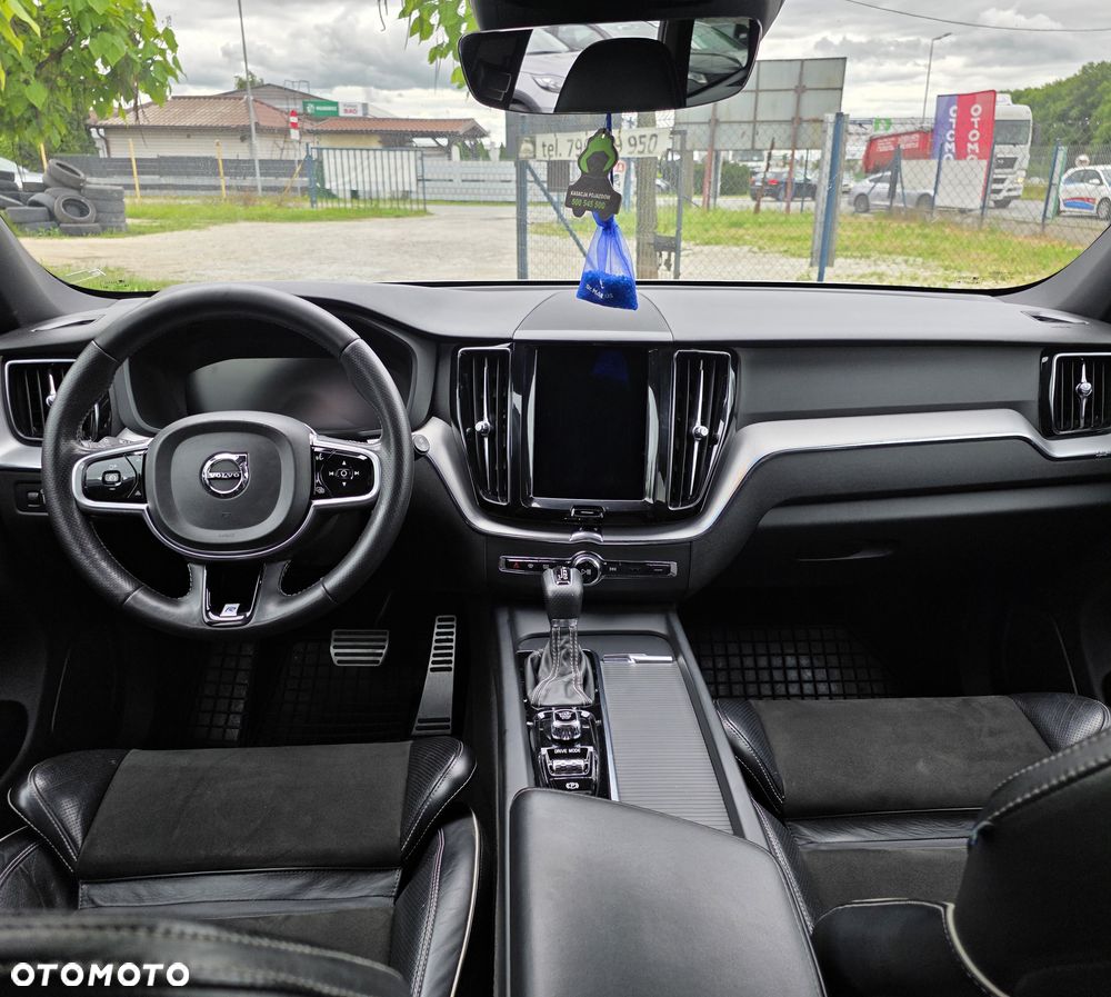 Volvo XC 60 D4 AWD Geartronic RDesign - 15