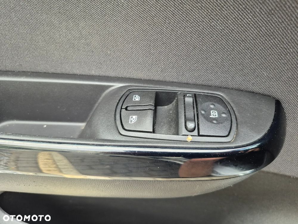 Opel Corsa - 10