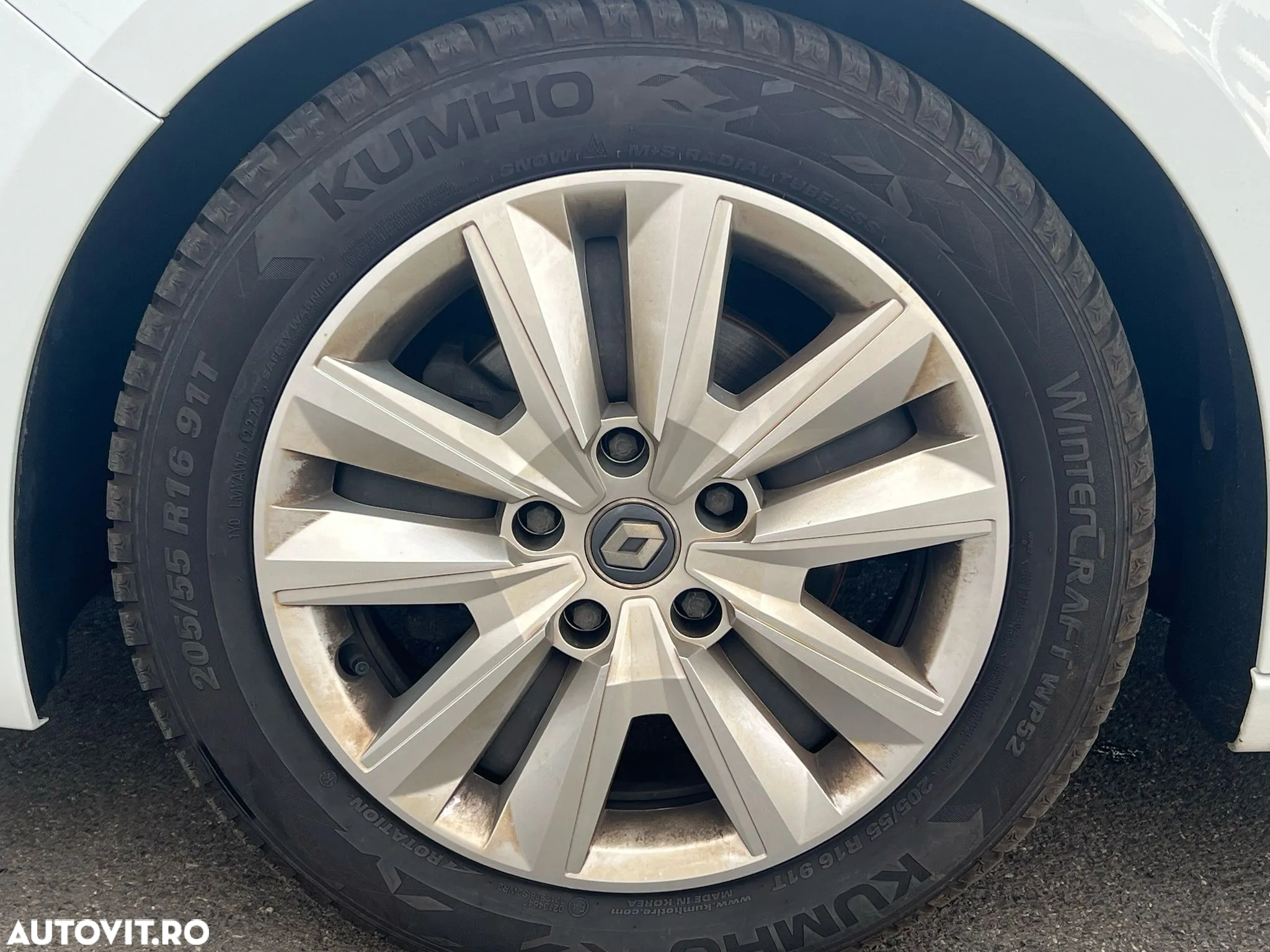 Renault Megane TCe 140 GPF Zen - 6