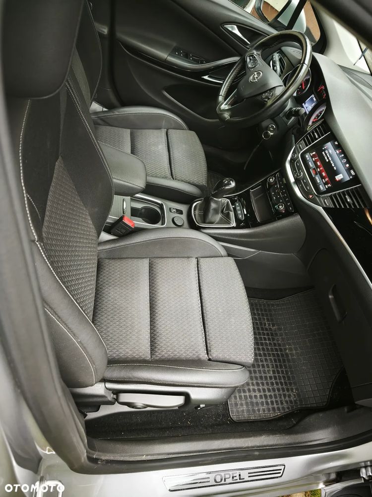 Opel Astra 1.6 D (CDTI) Start/Stop Innovation - 14