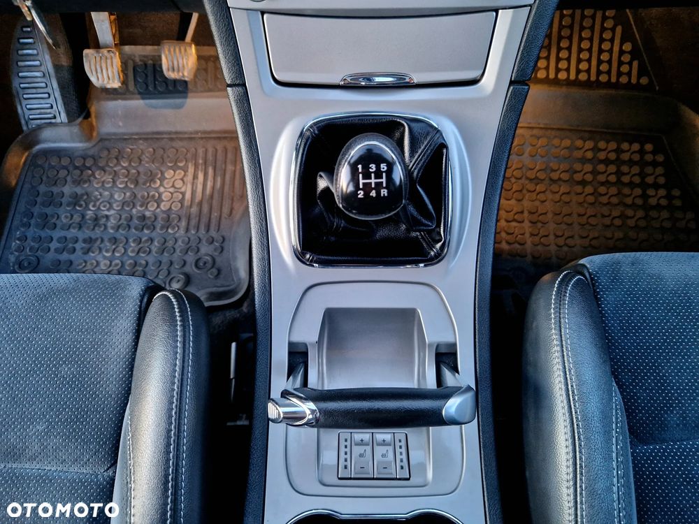 Ford S-Max 2.0 Titanium - 19