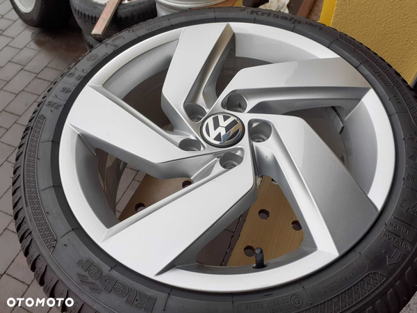 Felga aluminiowa 1szt. oryginał VW 7,5x17,  ET51,  2021r. stan idealny