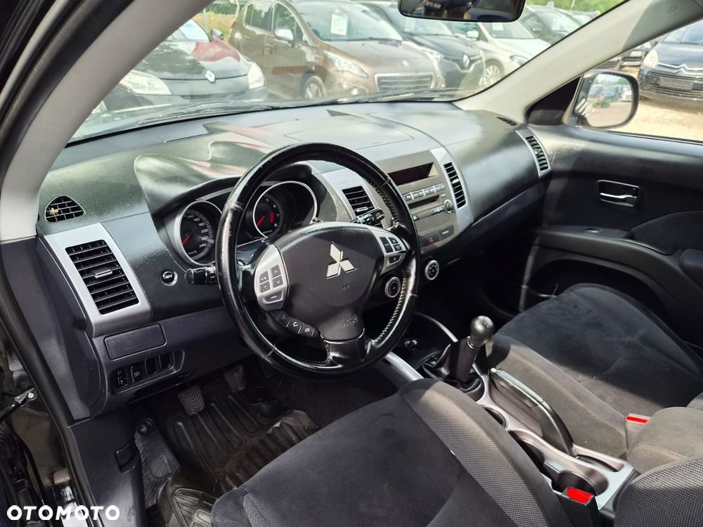 Mitsubishi Outlander 2.4 Motion - 16