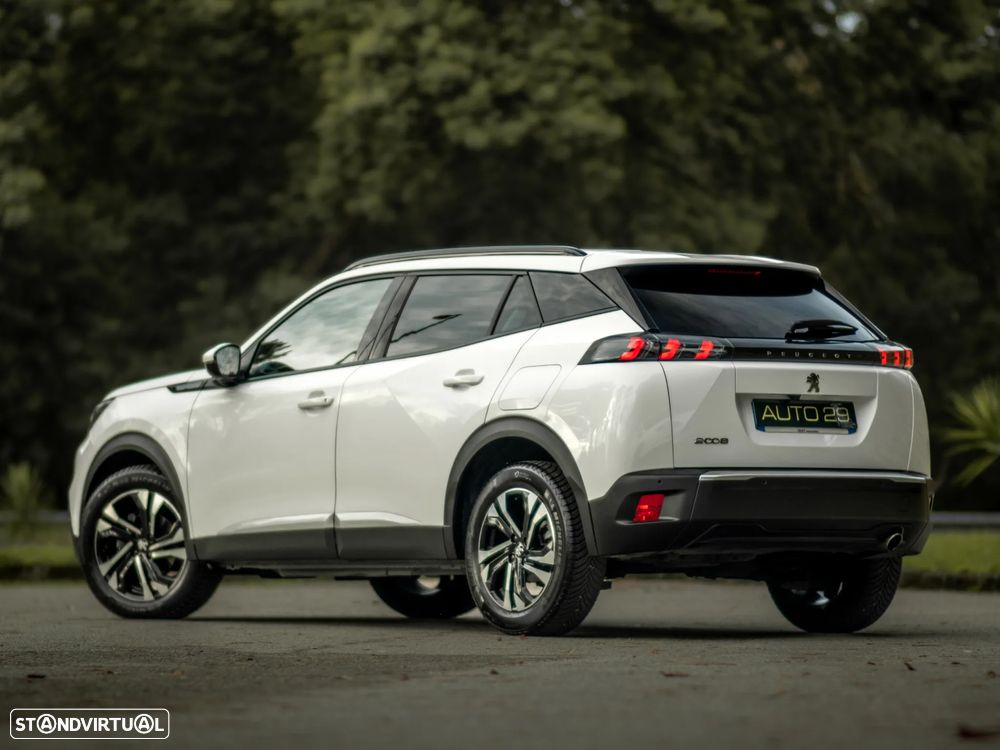 Peugeot 2008 - 4