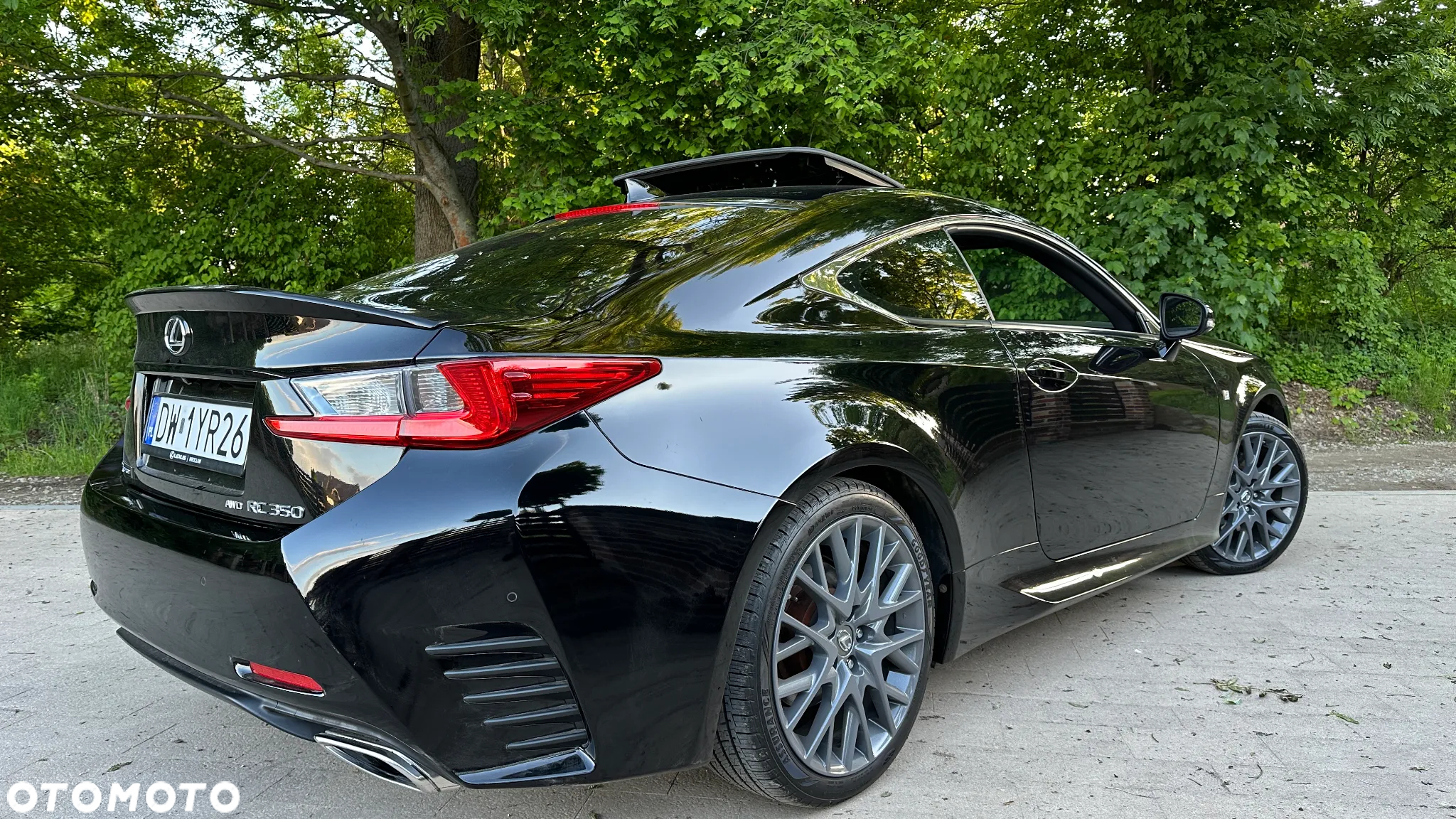 Lexus RC - 18