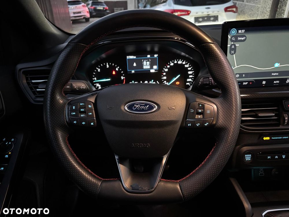 Ford Focus 1.5 EcoBlue Start-Stopp-System ST-LINE - 24