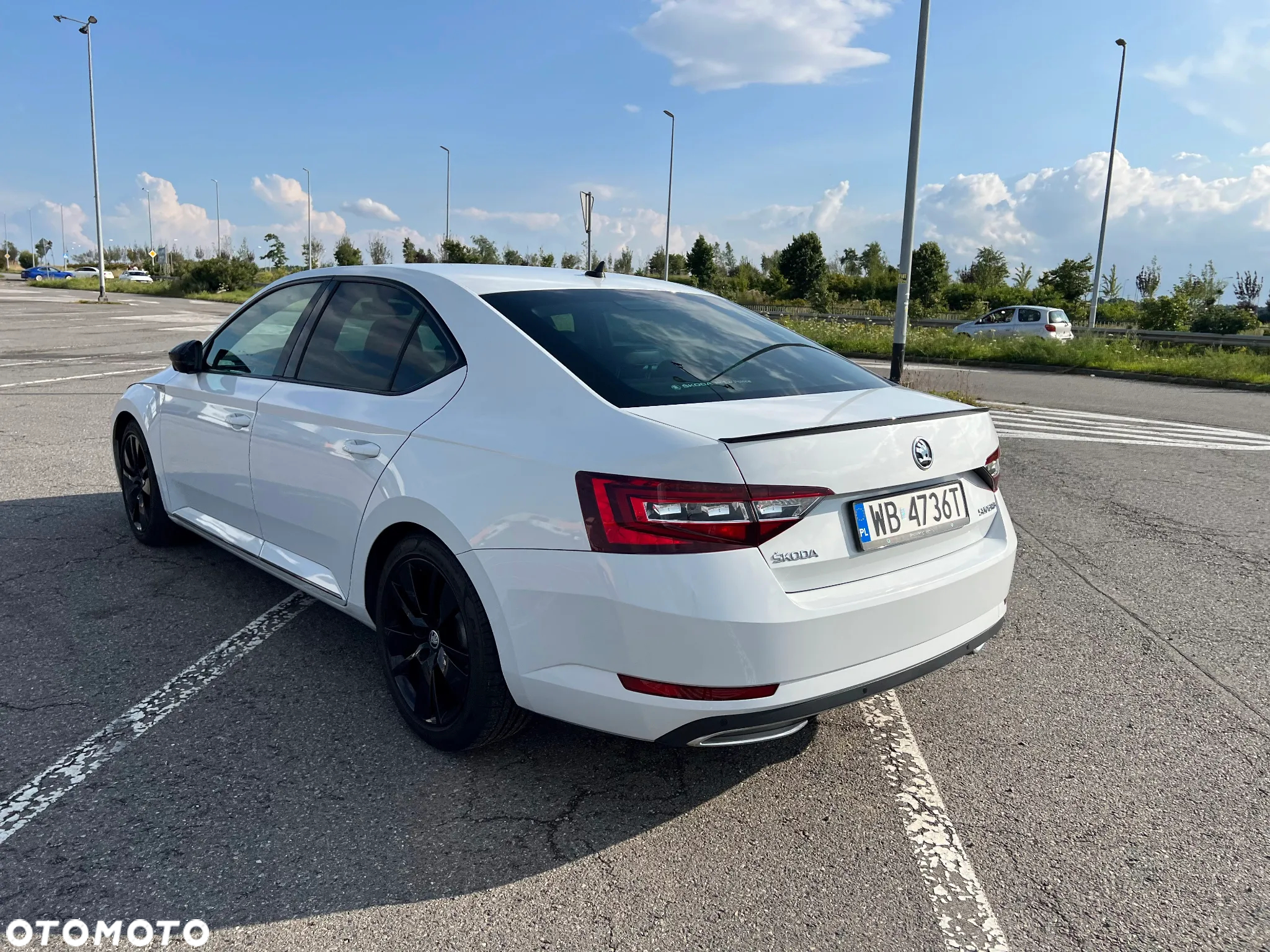 Skoda Superb 2.0 TDI Sportline DSG - 7