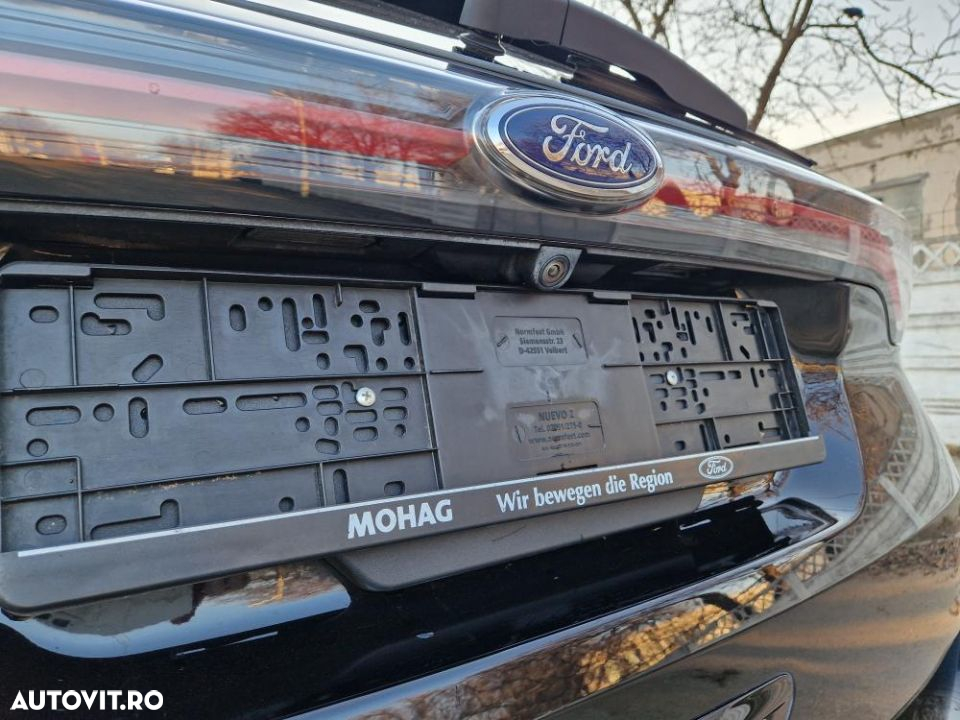 Ford Edge 2.0 TDCi Powershift Titanium - 29