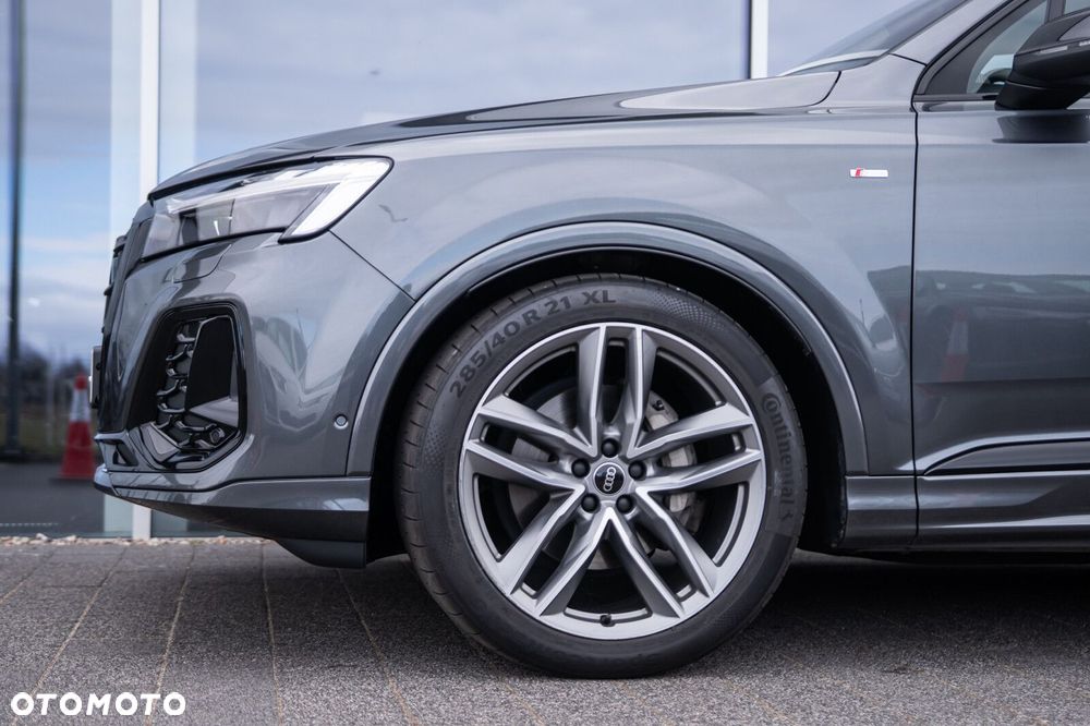 Audi Q7 - 6
