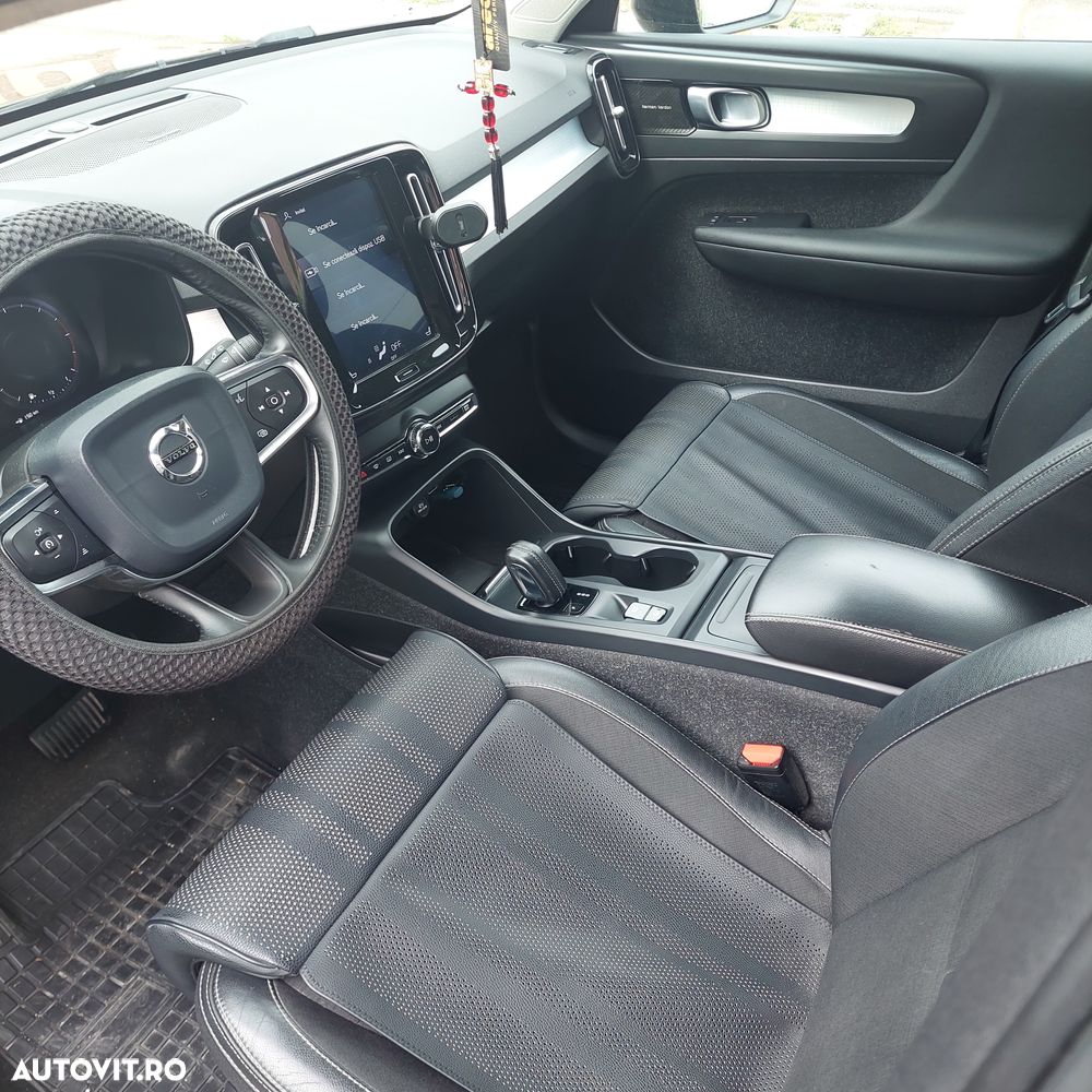 Volvo XC 40 D4 AWD Base - 6