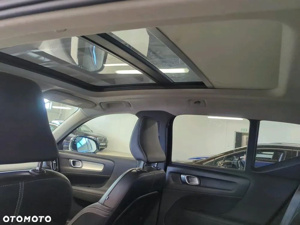 Volvo XC 40 T3 Momentum - 11