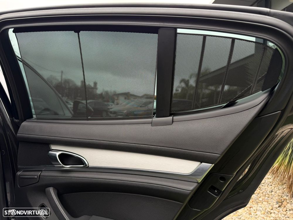 Porsche Panamera Standard - 27