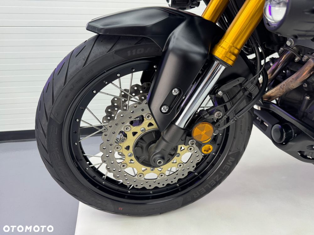 Yamaha Super Tenere - 37