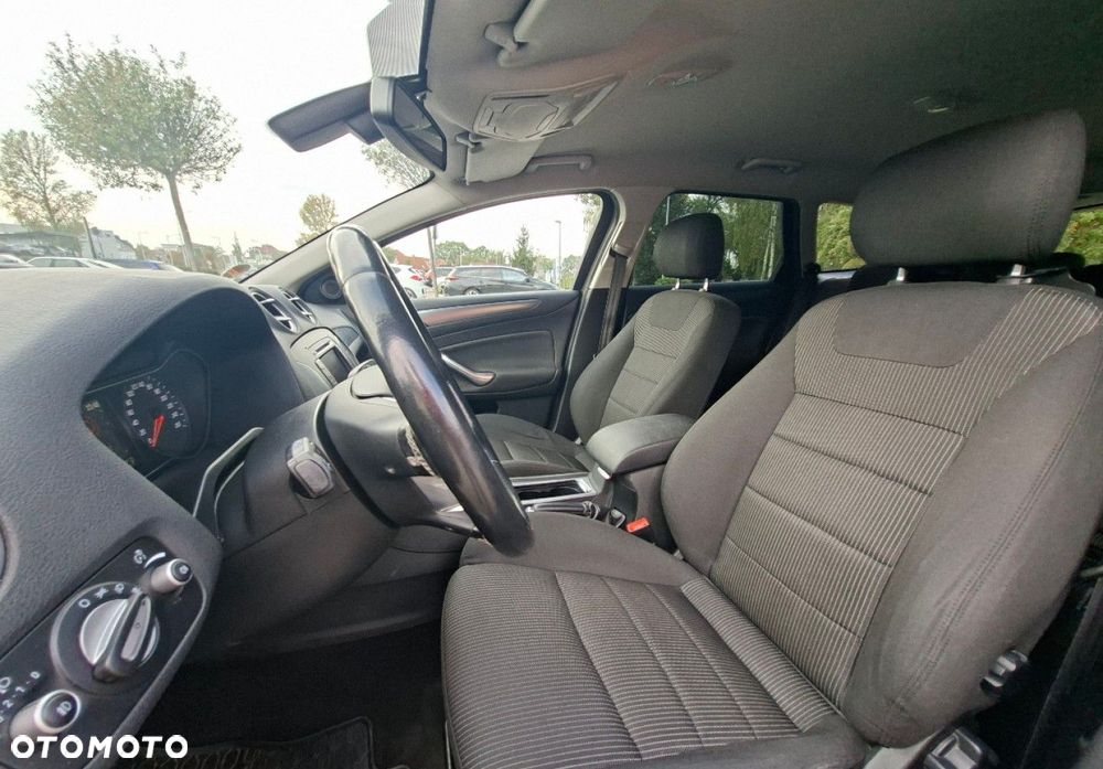 Ford Mondeo - 21