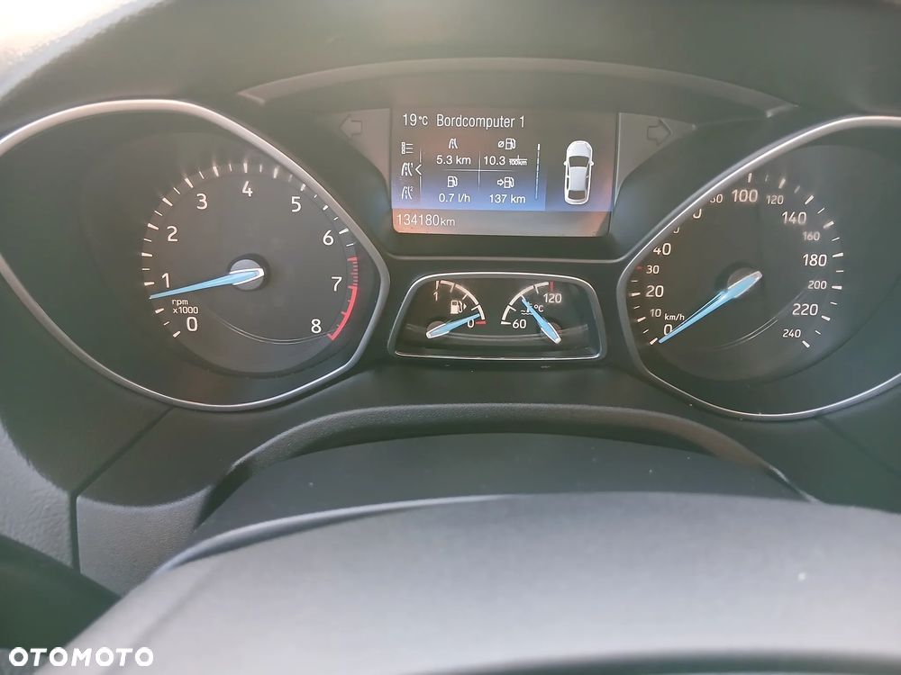 Ford Focus 1.0 EcoBoost STart-Stopp-System TITANIUM - 22