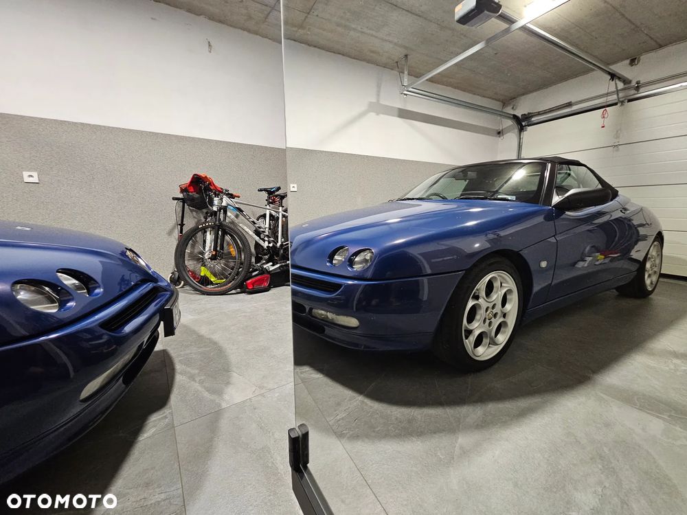 Alfa Romeo Spider - 6