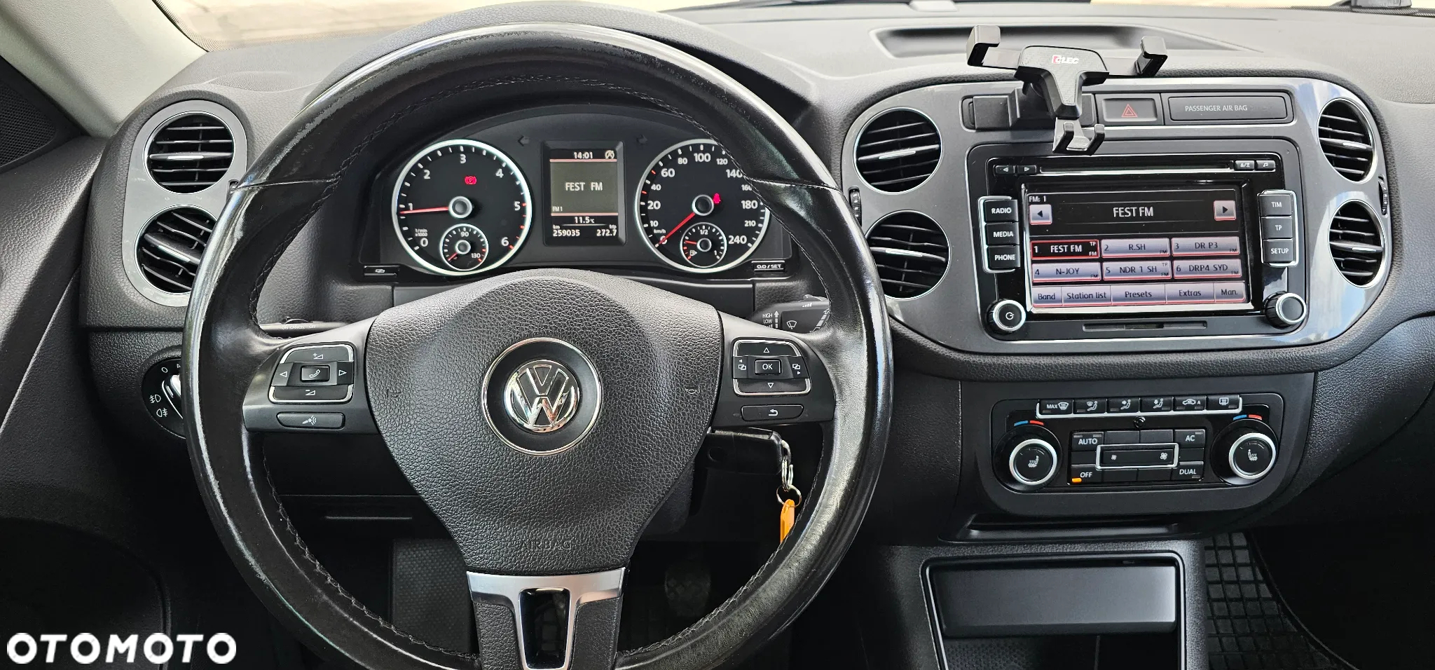 Volkswagen Tiguan - 16