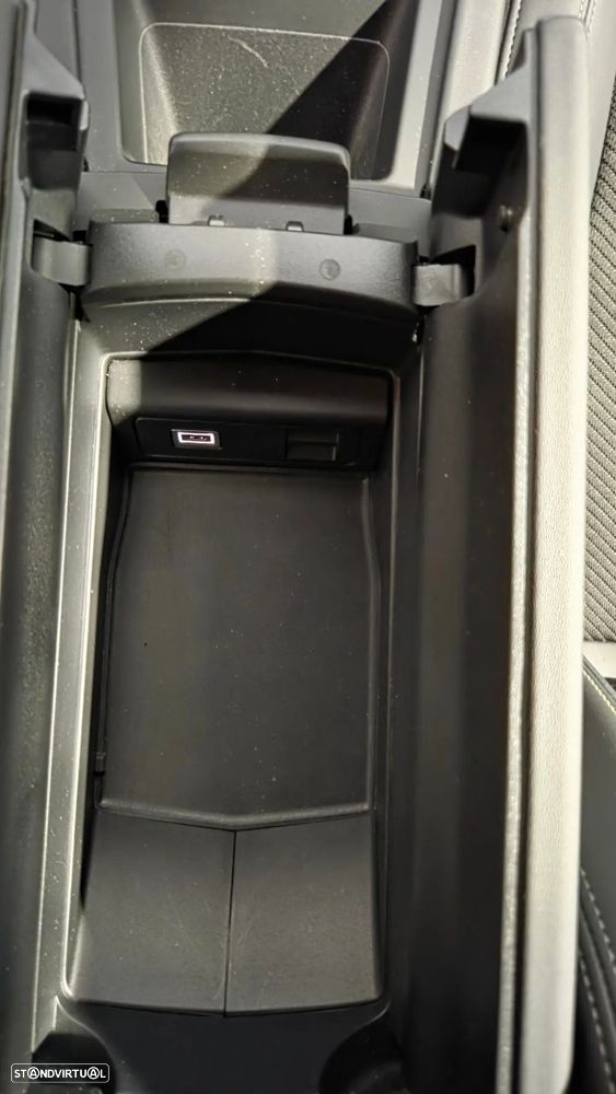 Peugeot 308 SW 180 e-EAT8 GT Pack - 36